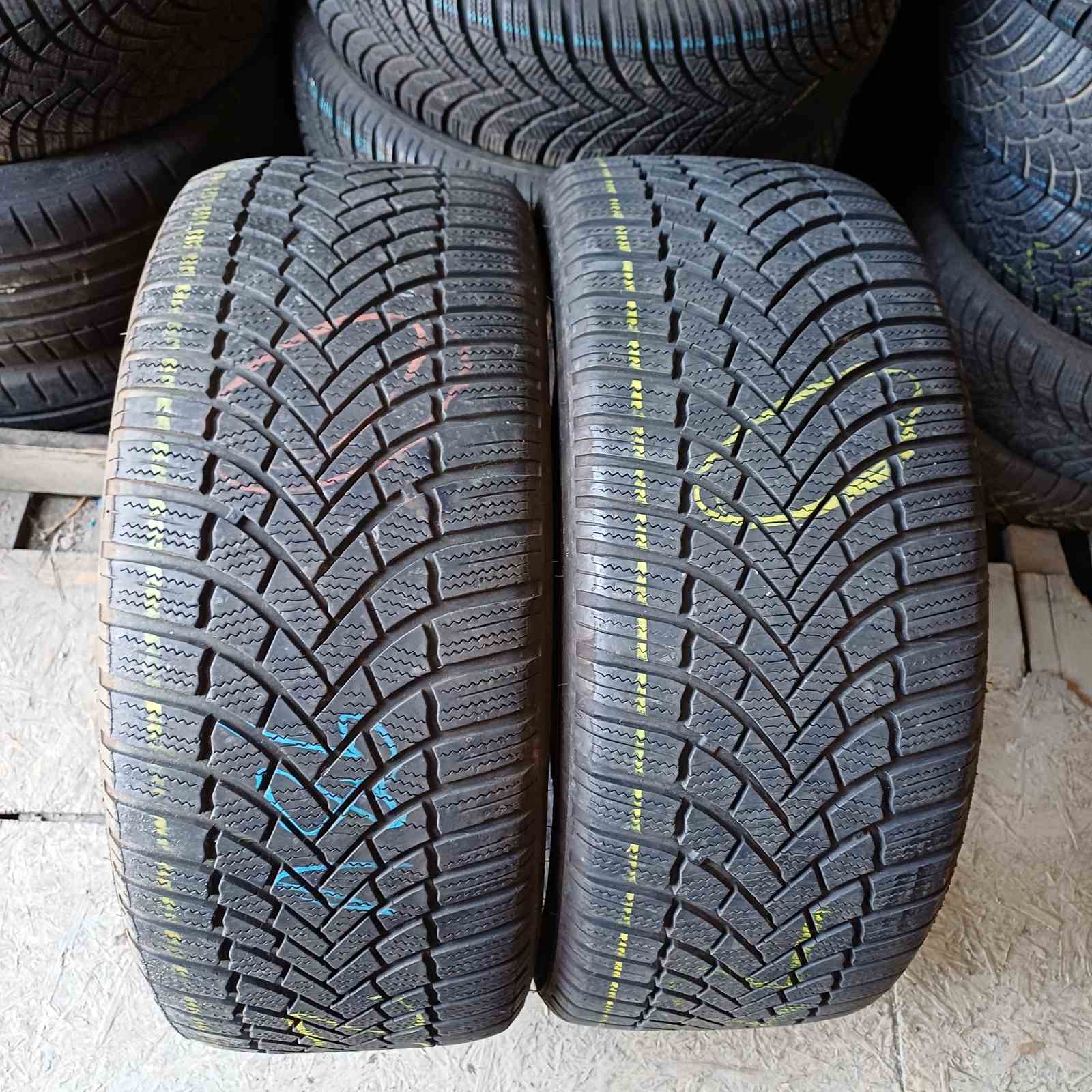 Bridgestone Blizzak LM005 235/45R18